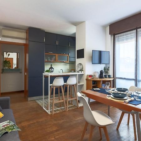 Appartement Casa Di Adele, Bilocale Con Wifi E Smart Tv à Monza Extérieur photo